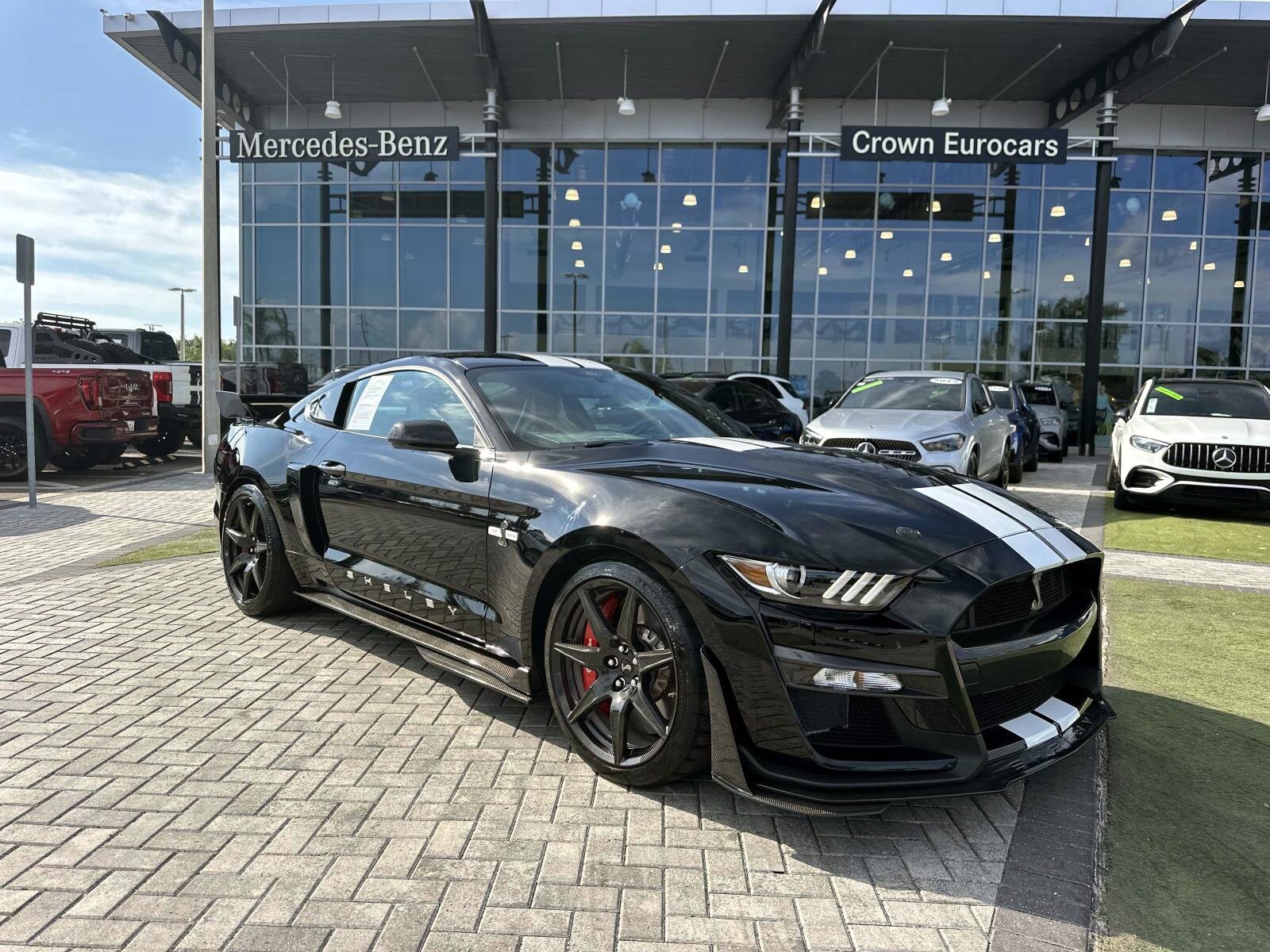 2021 Ford Mustang Shelby GT500 photo 2