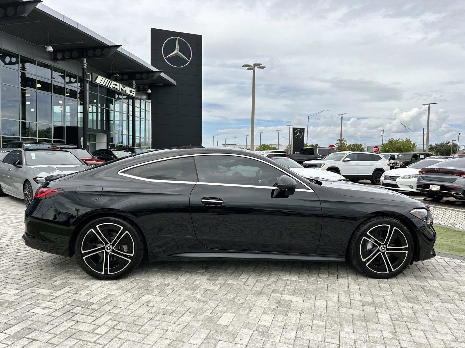 2024 Mercedes Benz CLE 300 photo 2