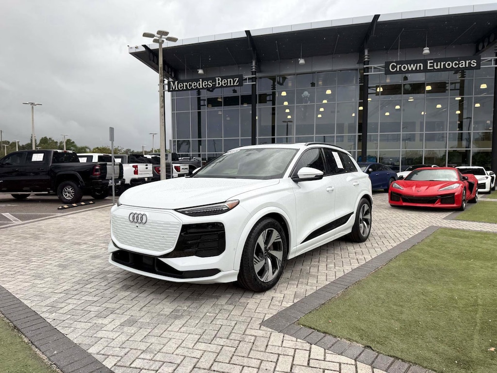 Used 2025 Audi Q6 e-tron Prestige SUV