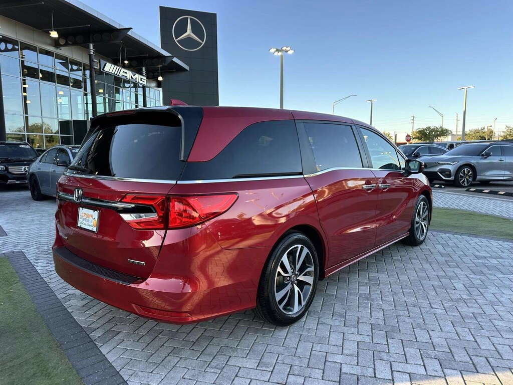 Used 2023 Honda Odyssey Touring Van