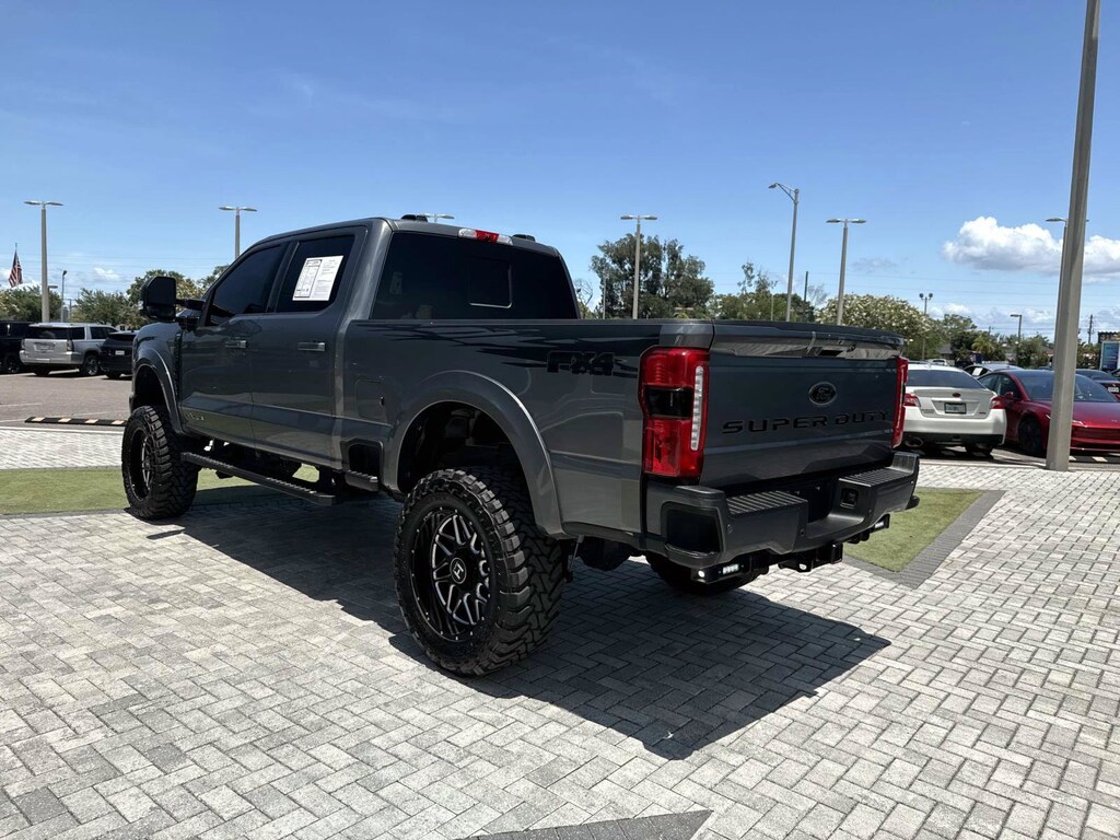 Used 2025 Ford Super Duty F-250 SRW Lariat Truck Crew Cab