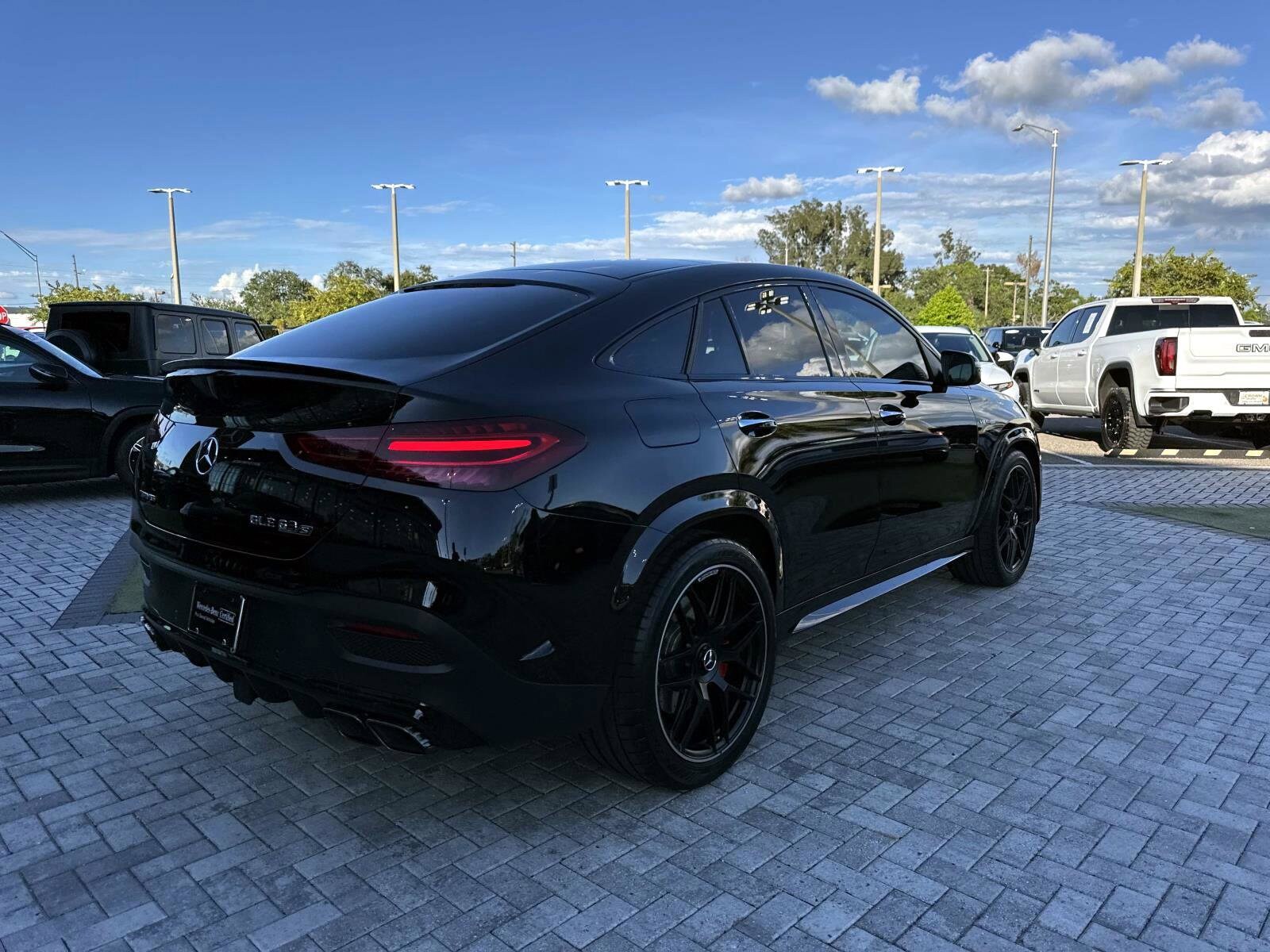 2025 Mercedes Benz GLE AMG 63 S photo 4