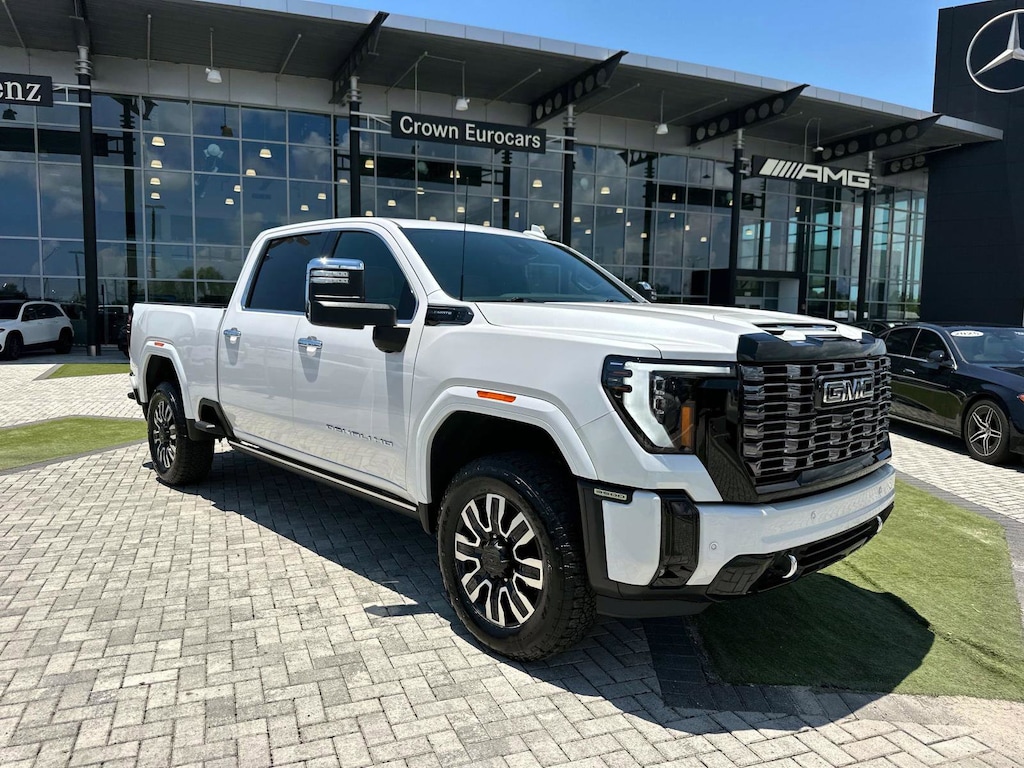 Used 2025 GMC Sierra 3500HD Denali Ultimate 4WD Crew Cab 159 Denali Ultimate
