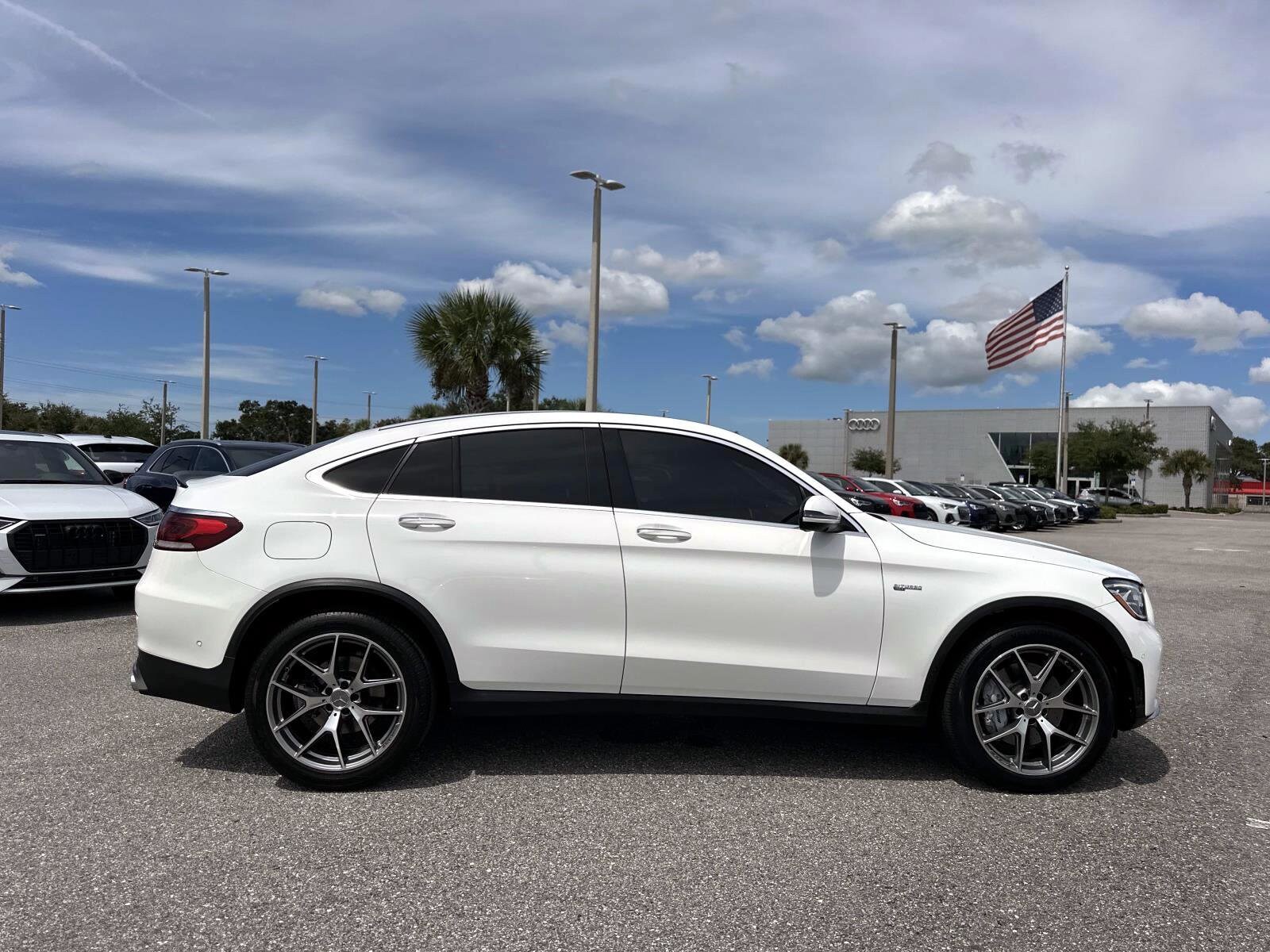 2023 Mercedes Benz GLC AMG 43 4MATIC photo 4