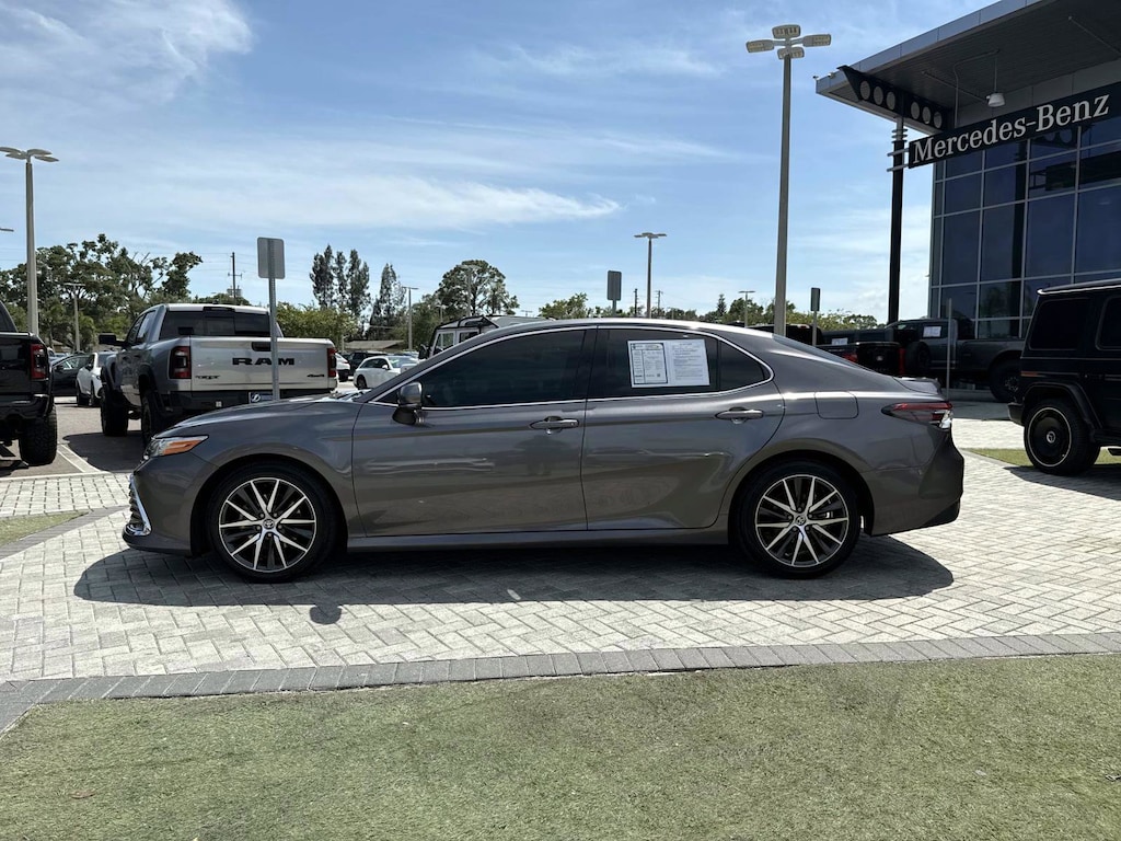 Used 2022 Toyota Camry XLE Sedan