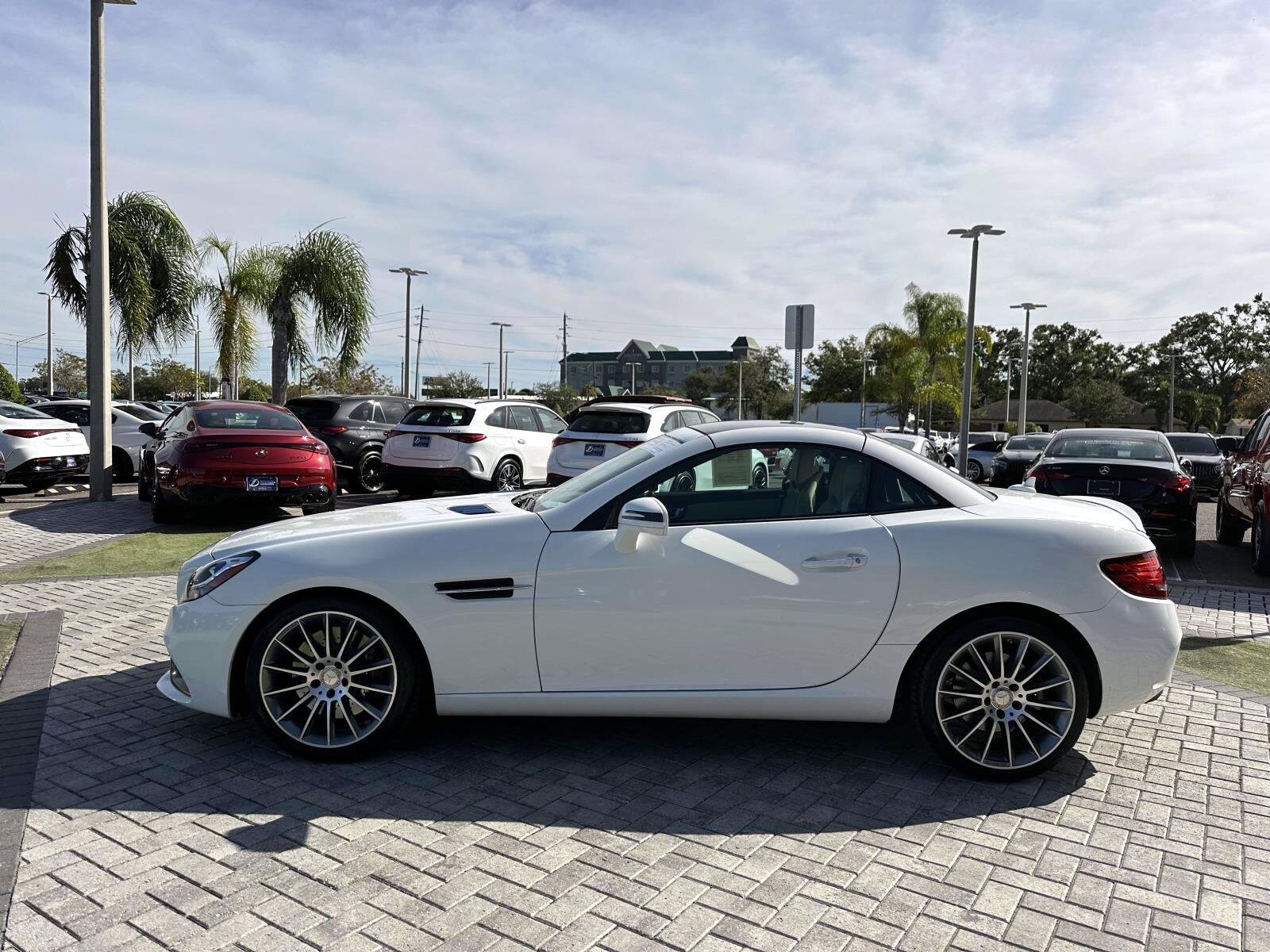 2017 Mercedes Benz SLC 300 photo 2