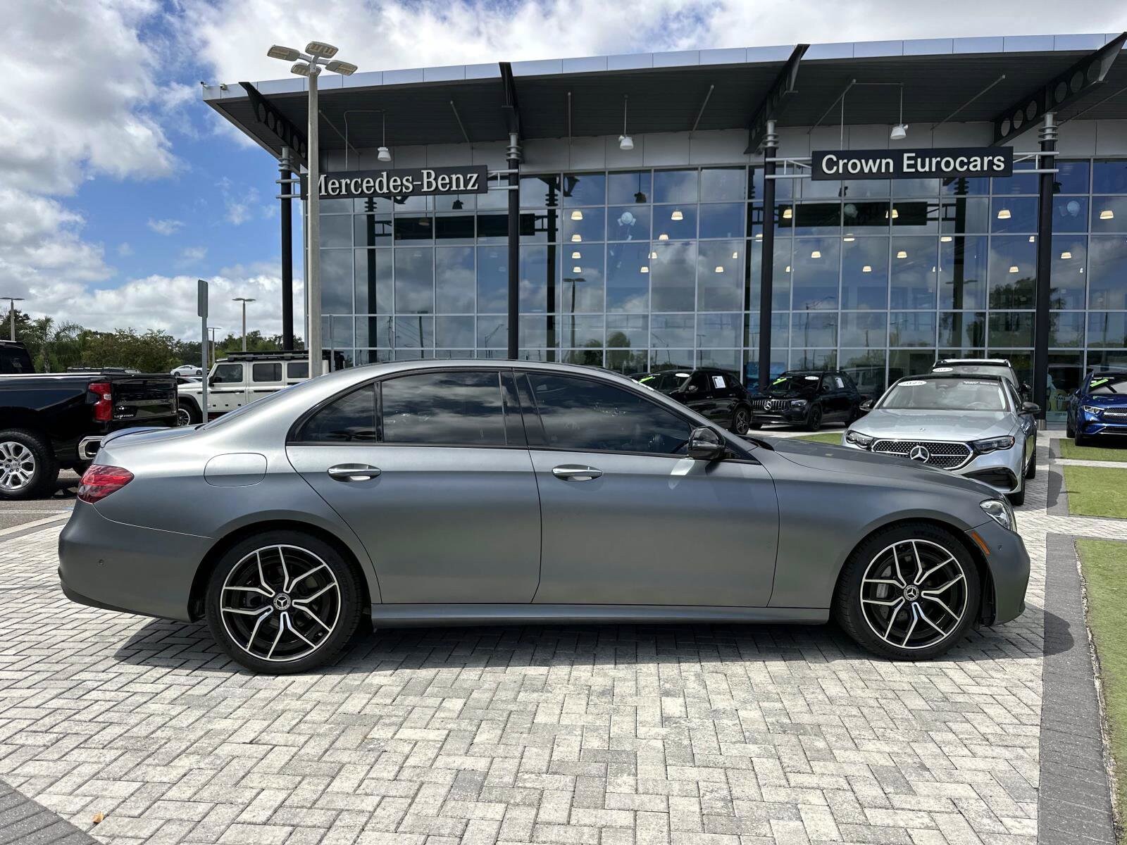 2022 Mercedes Benz E 350 photo 3