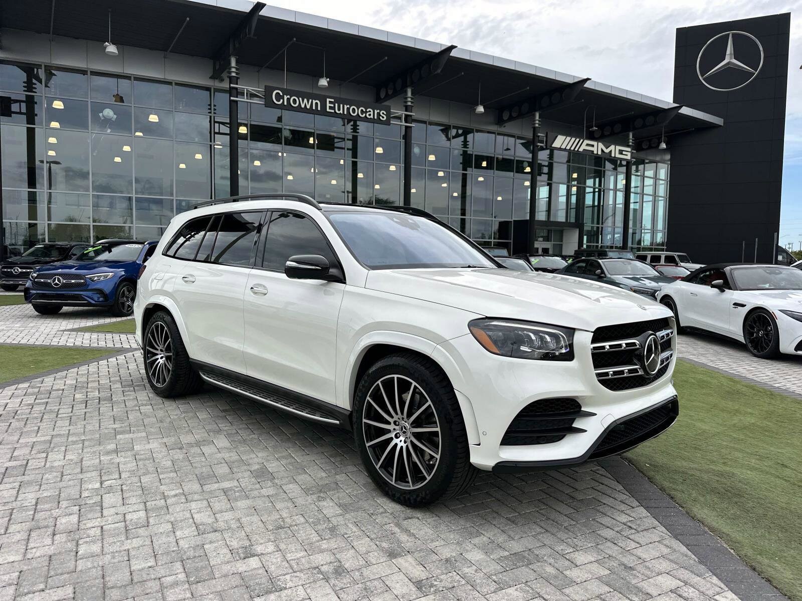 2022 Mercedes Benz GLS 580 4MATIC photo 2