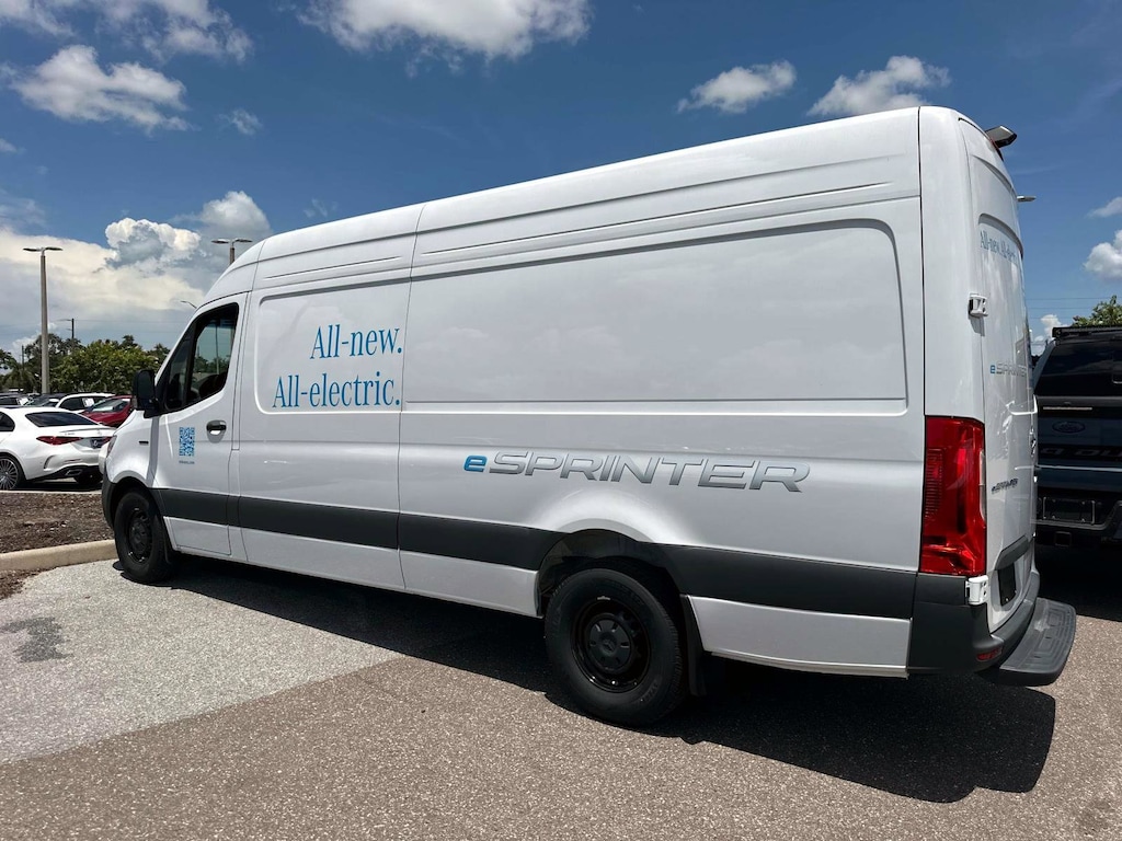 Used 2024 Mercedes-Benz Esprinter Cargo Van Cargo 170 WB 2500 High Roof 170 RWD