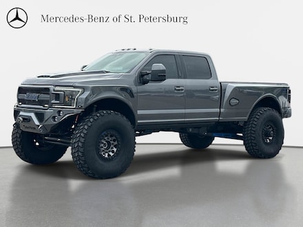 2022 Ford Super Duty F-350 DRW Lariat Truck Crew Cab