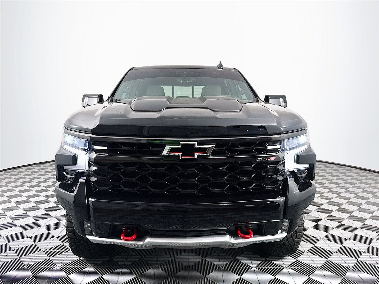 2024 Chevrolet Silverado 1500 ZR2 photo 2