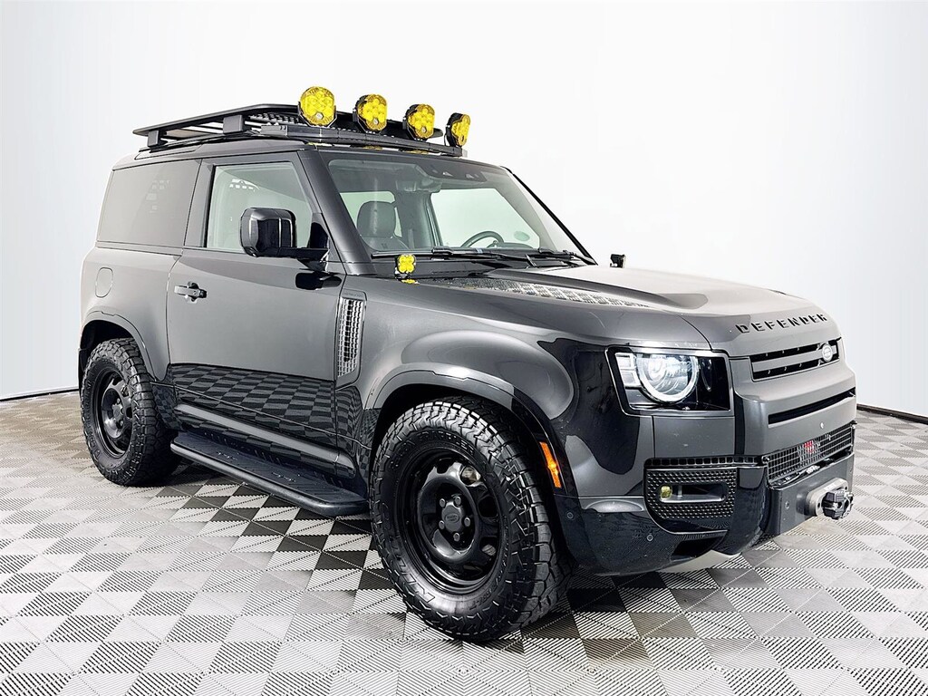 Used 2024 Land Rover Defender 90 X-Dynamic SE SUV