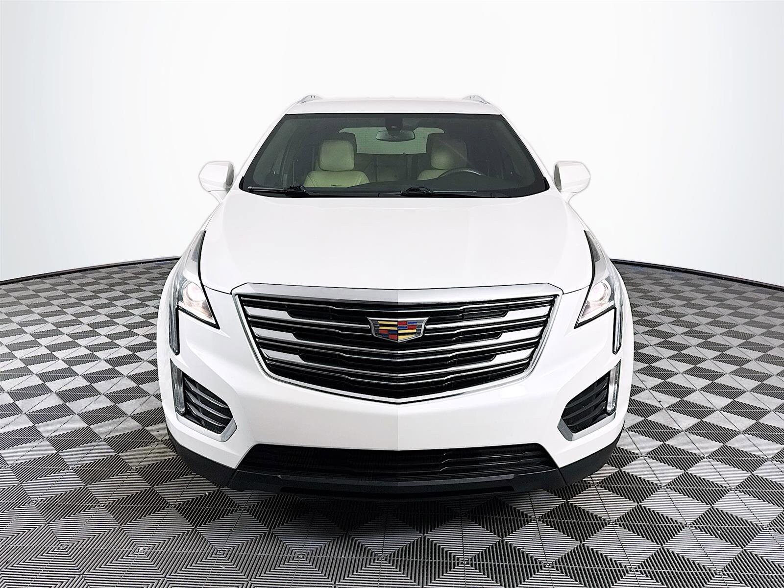 2019 Cadillac XT5 Base photo 2