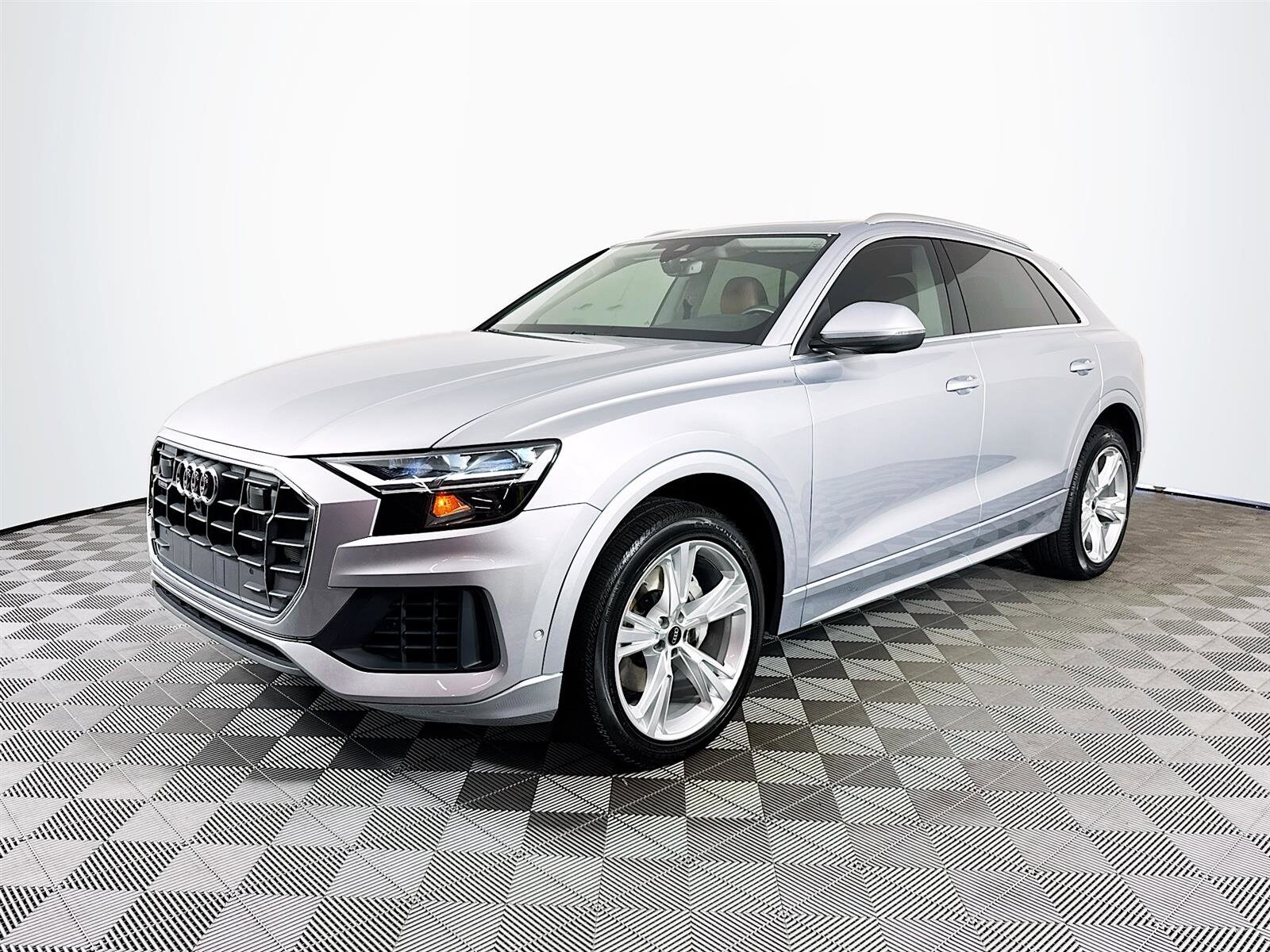 2022 Audi Q8 Premium Plus 55 photo 3