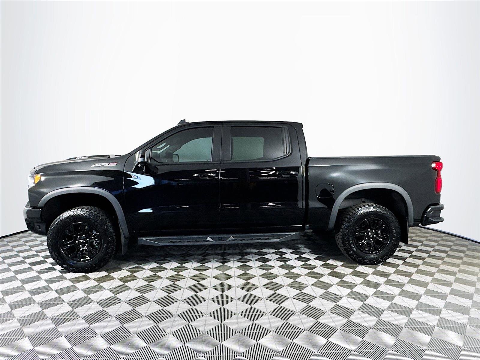 2024 Chevrolet Silverado 1500 ZR2 photo 4