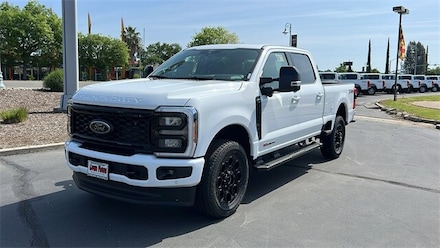 2025 Ford F-250SD Lariat Truck