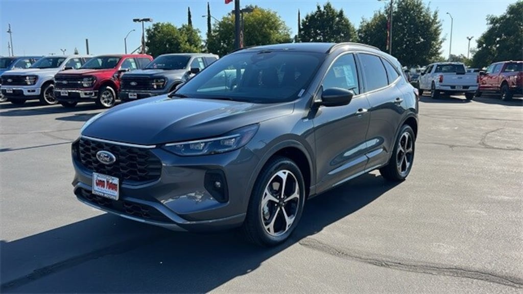 New 2025 Ford Escape ST-Line Elite SUV