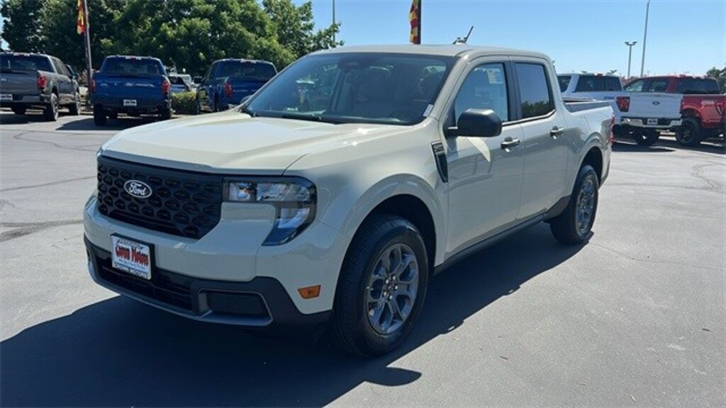 New 2025 Ford Maverick XLT Truck