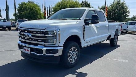 2025 Ford F-350SD Lariat Truck