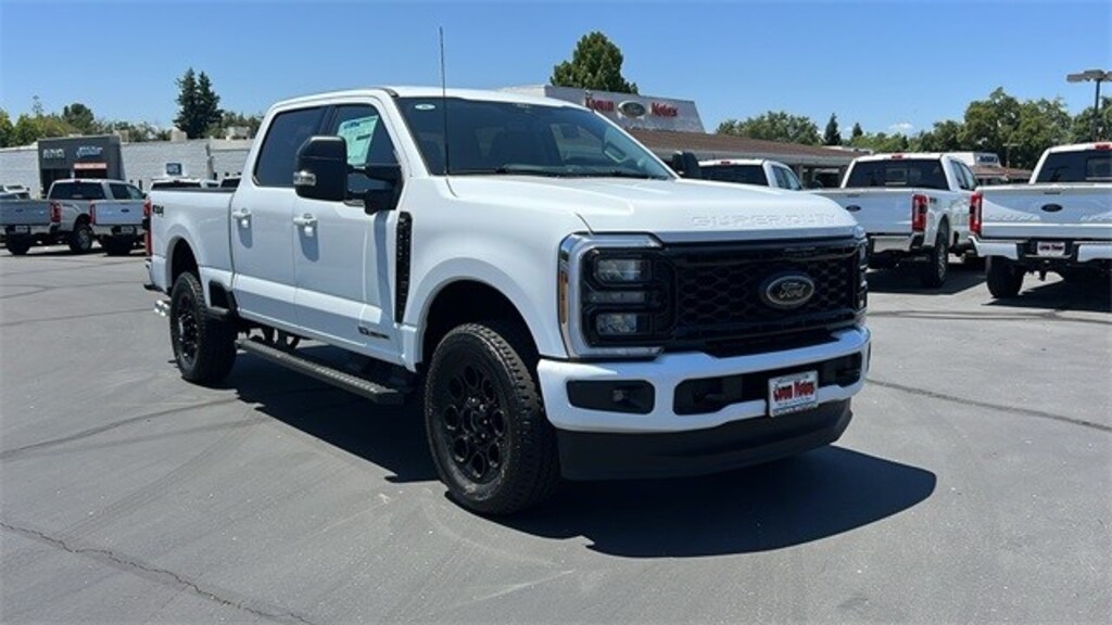 New 2025 Ford F-250SD XLT Truck