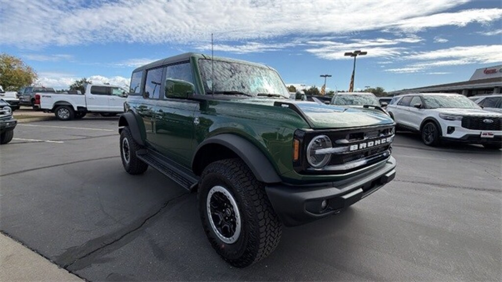 New 2025 Ford Bronco Outer Banks SUV