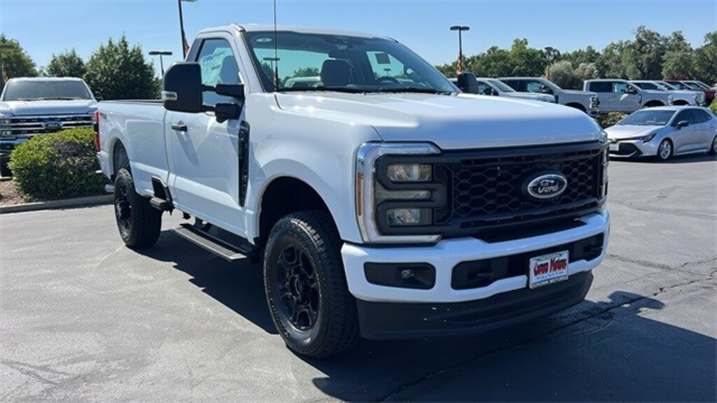 New 2025 Ford F-250SD XLT Truck
