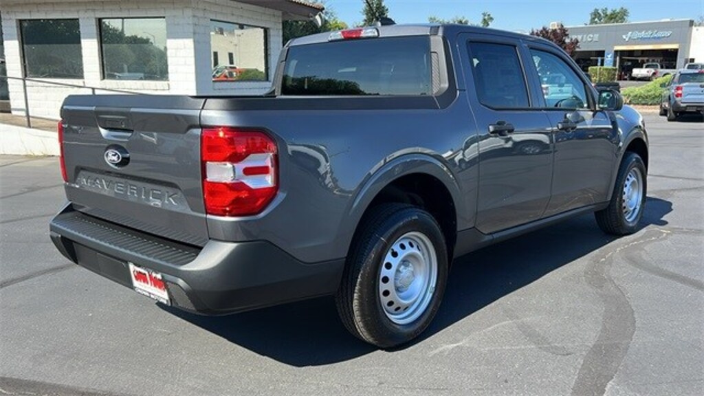 New 2025 Ford Maverick XL Truck