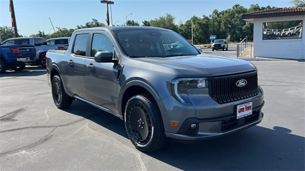 New 2025 Ford Maverick Lobo Standard Truck