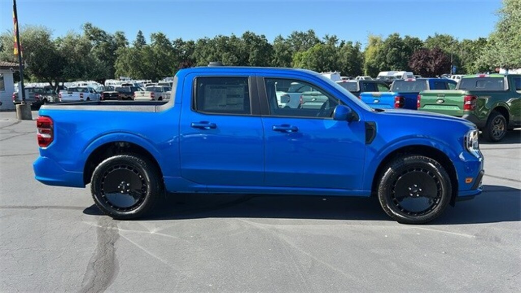 New 2025 Ford Maverick Lobo Standard Truck