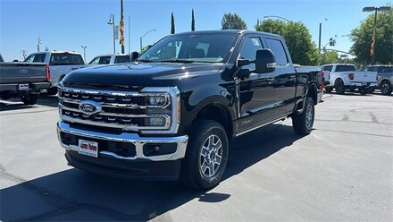 2025 Ford F-250SD Lariat Truck