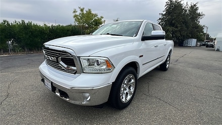 2019 Ram 1500 Classic Laramie Truck Crew Cab