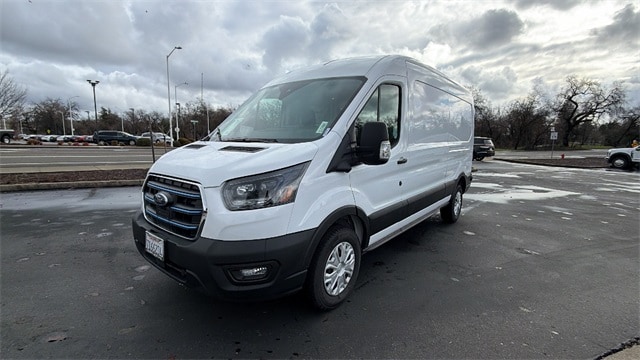 2024 Ford E-Transit Cargo Van Base's photo