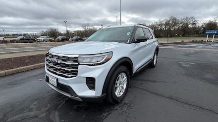 2025 Ford Explorer Active SUV