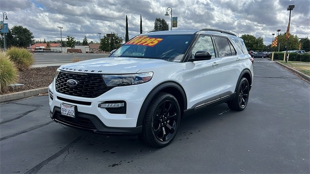 2024 Ford Explorer ST-Line