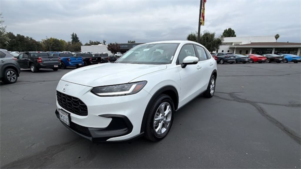 Used 2025 Honda HR-V LX SUV