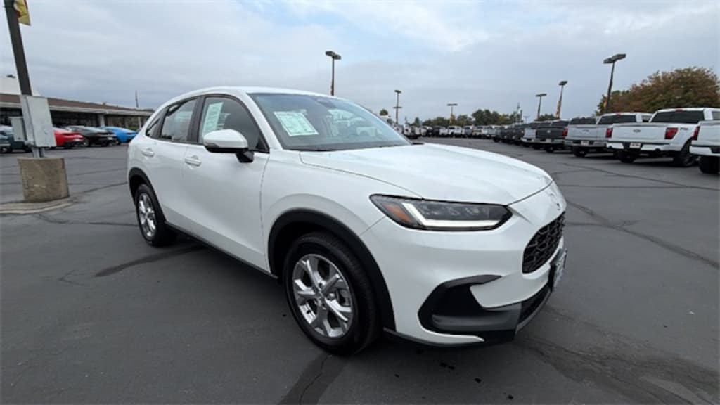 Used 2025 Honda HR-V LX SUV