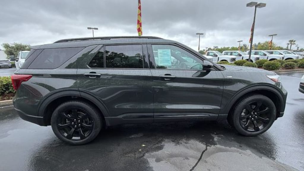 Used 2023 Ford Explorer ST-Line SUV