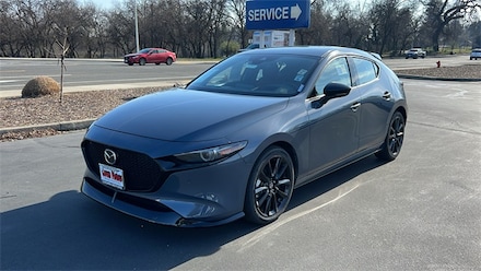 2022 Mazda Mazda3 Premium Plus Package Hatchback
