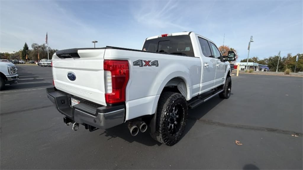 Used 2019 Ford F-250  Truck Crew Cab