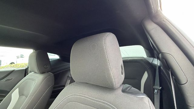2024 Chevrolet Camaro 1LT - Photo 19