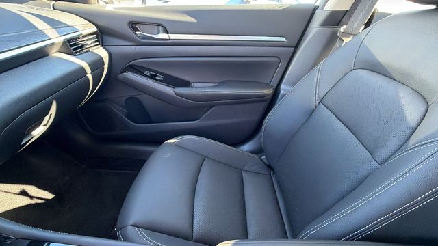 2025 Nissan Altima SL - Photo 23