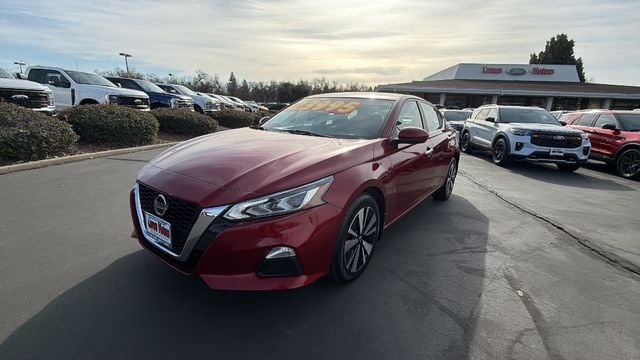2022 Nissan Altima SV