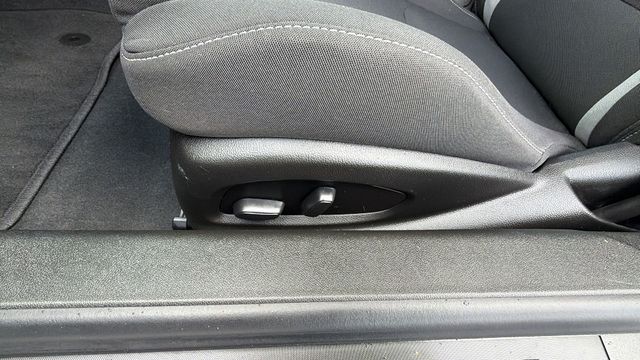 2024 Chevrolet Camaro 1LT - Photo 18