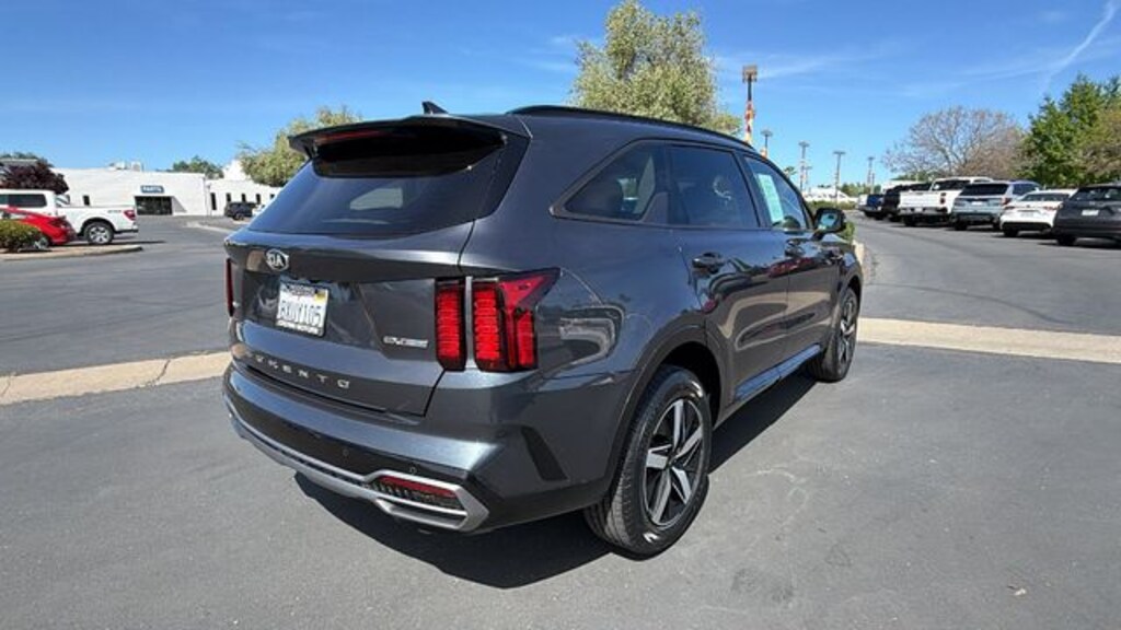 Used 2021 Kia Sorento EX SUV