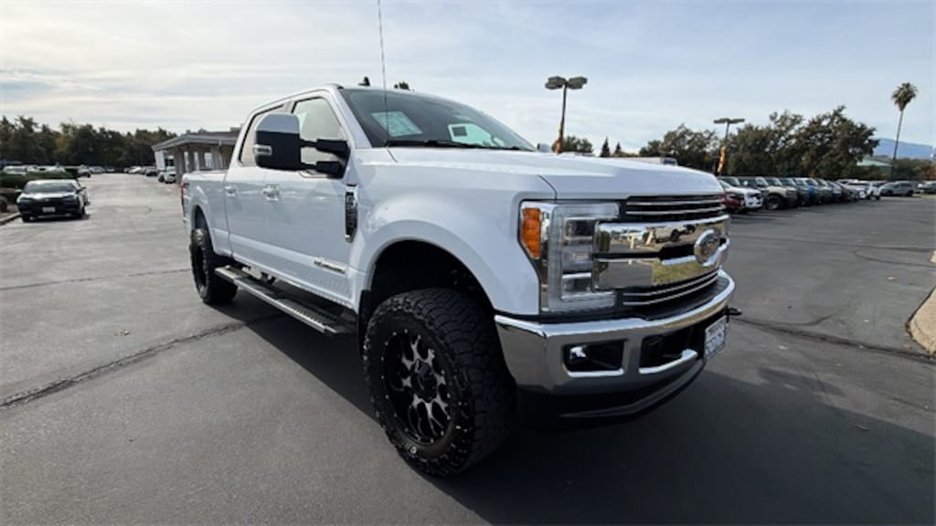 Used 2019 Ford F-250  Truck Crew Cab
