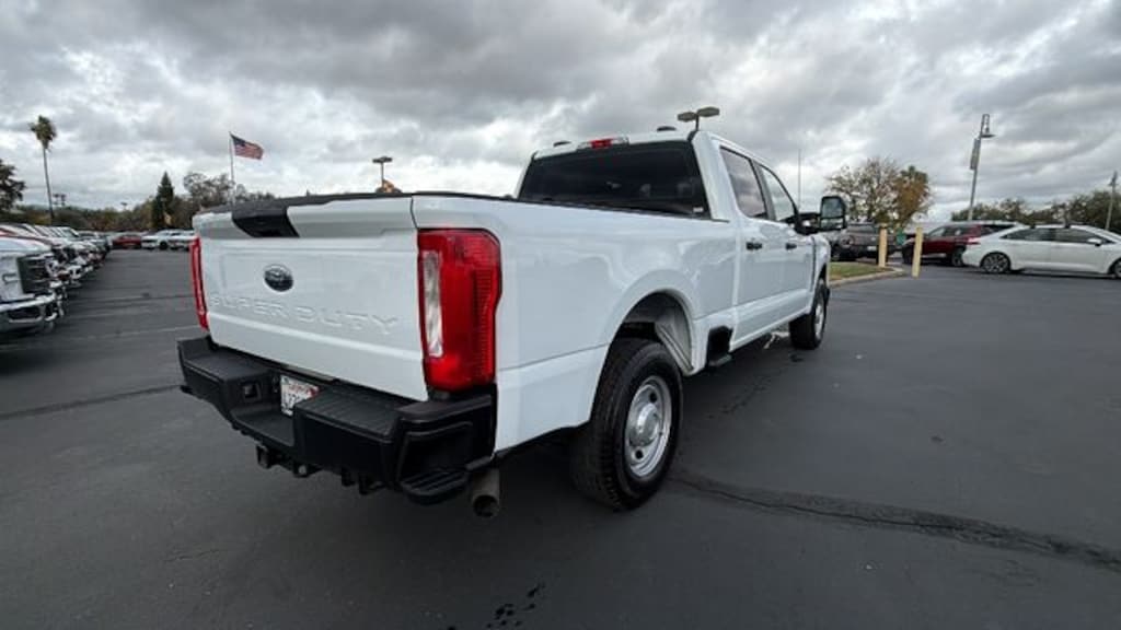 Used 2024 Ford F-350 XL Truck Crew Cab