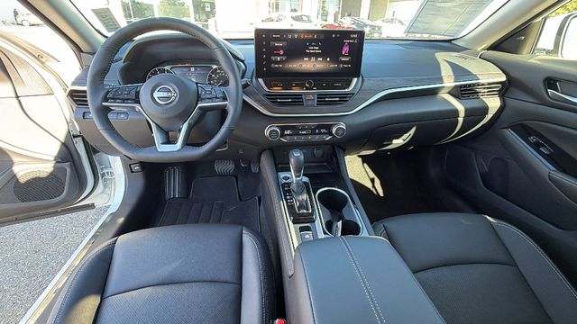 2025 Nissan Altima SL - Photo 18