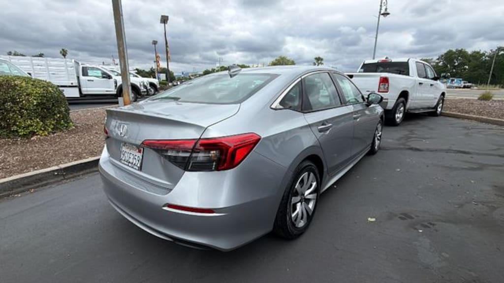 Used 2023 Honda Civic LX Sedan