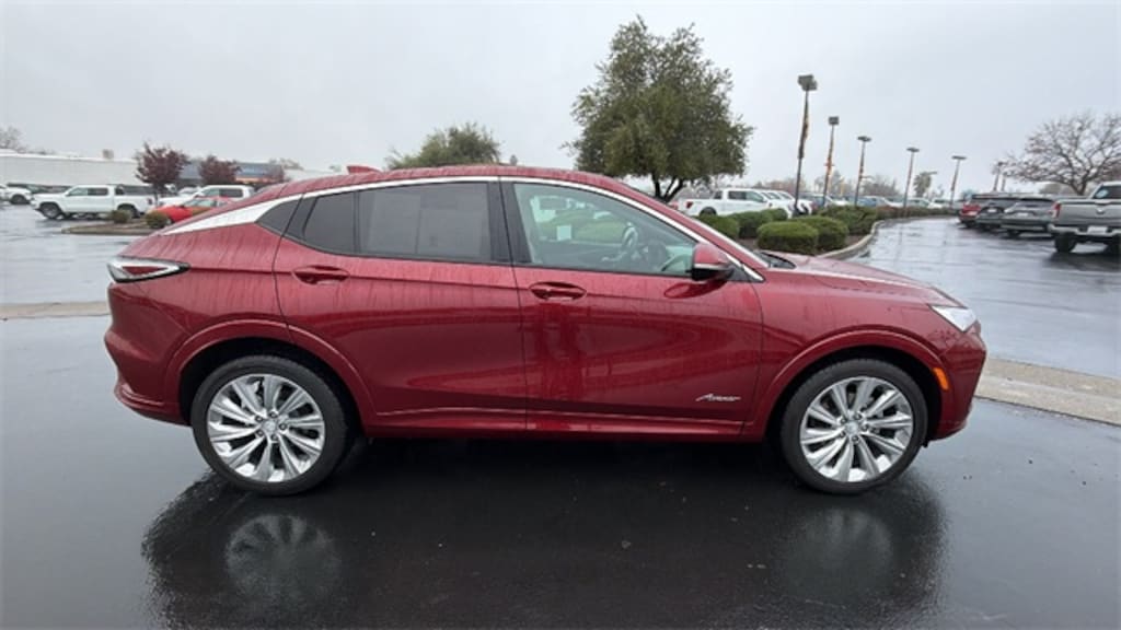 Used 2024 Buick Envista Avenir SUV