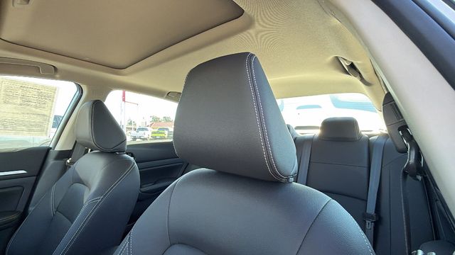 2025 Nissan Altima SL - Photo 22